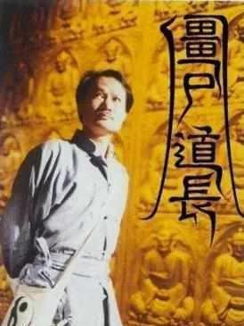 偷穿女装上学被同桌发现